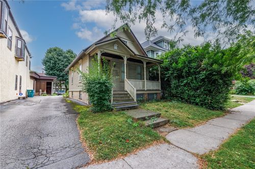 116 Field St, Rochester, NY, 14620-1945 | Card Image