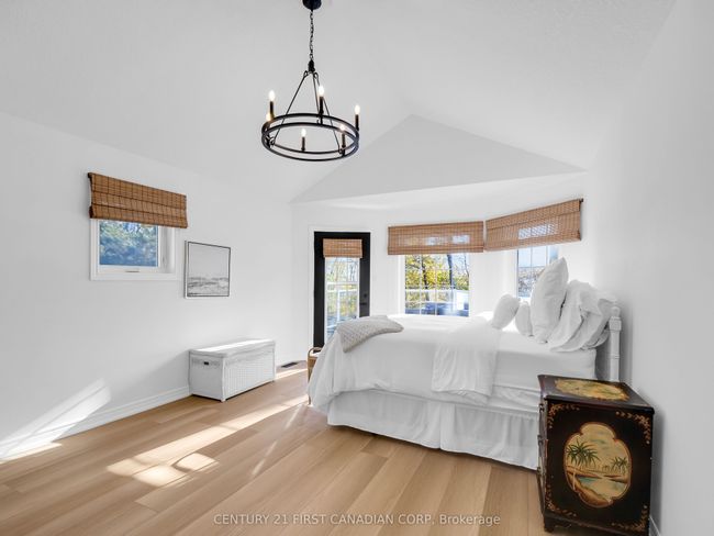 379 Front St, House other with 3 bedrooms, 4 bathrooms and 3 parking in Port Stanley ON | Image 21