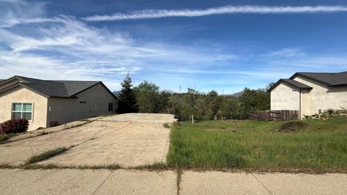 1378 Spinnaker Dr, Redding, CA, 96003-5314 | Card Image