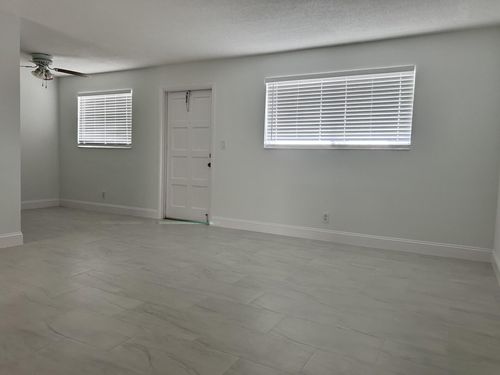 103-402 Lake Shore Dr, Lake Park, FL, 33403-3578 | Card Image