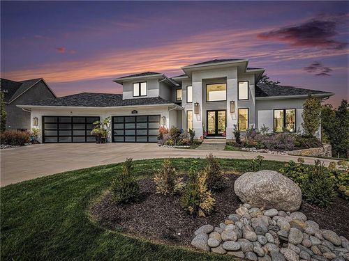 21384 W 93rd Ct, Lenexa, KS, 66220-3713 | Card Image