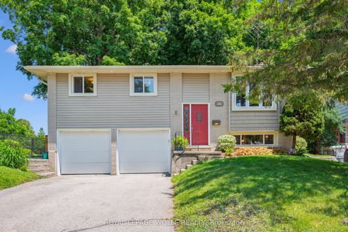 558 Elm Ridge Pl, Waterloo, ON, N2L4P7 | Card Image