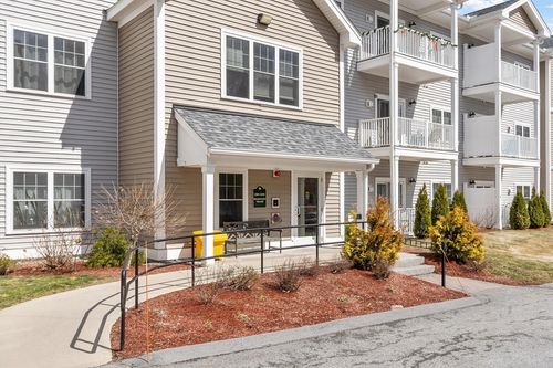 3213-3213 Briarwood Vlg, Clinton, MA, 01510-3952 | Card Image
