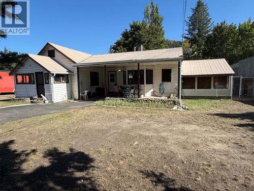 4562 Barriere Town Road, Barriere, BC, V0E1E0 | Card Image