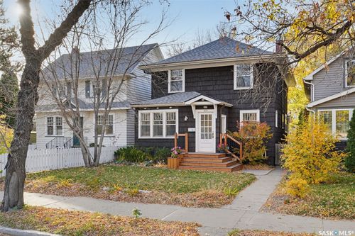 615 Clarence Avenue S, Saskatoon, SK, S7H2E1 | Card Image