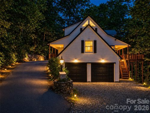 505 Middle Top Loop, Maggie Valley, NC, 28751-9725 | Card Image