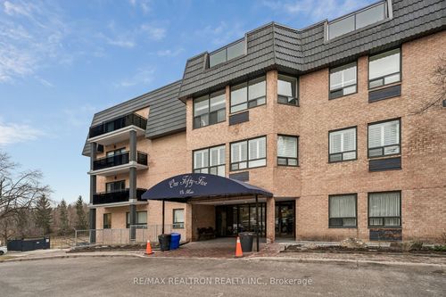 305-155 Main Street N, Newmarket, ON, L3Y8C2 | Card Image