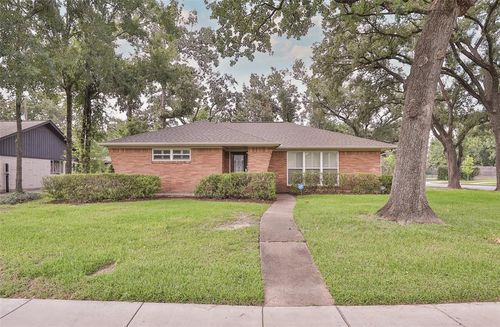 6235 Queenswood Ln, Houston, TX, 77008-6342 | Card Image
