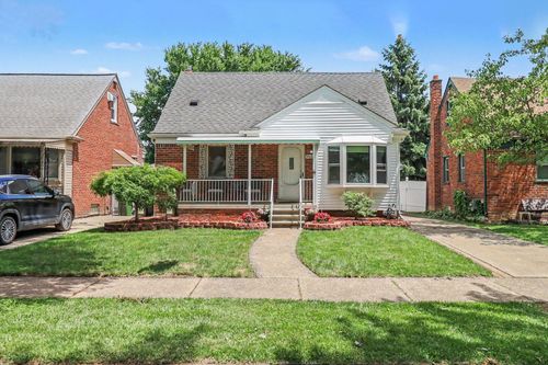 9885 Hubert Ave, Allen Park, MI, 48101-1303 | Card Image