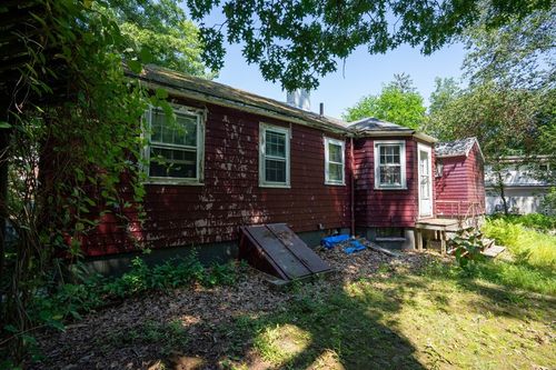 35 Coolidge, Wakefield, MA, 01880 | Card Image