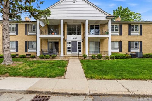 29165 Hayes Road, Warren, MI, 48088 | Card Image