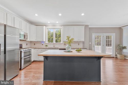 12 Blossom Tree Ct, STAFFORD, VA, 22554-5664 | Card Image