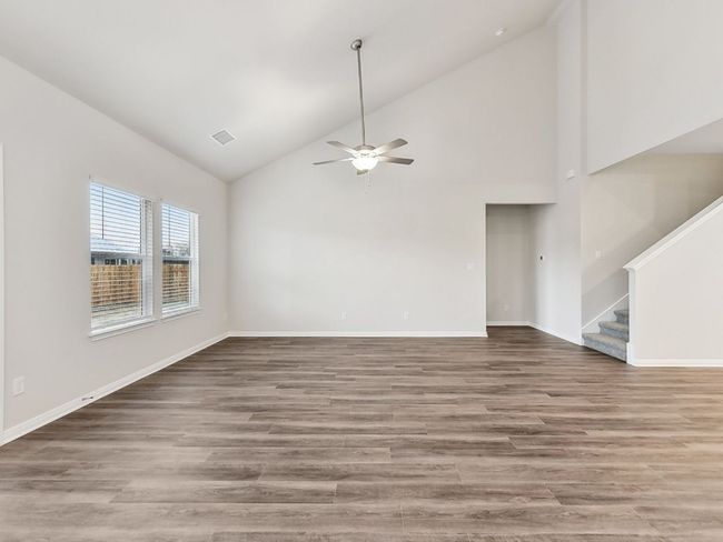 163 El Cosmico Dr, House other with 5 bedrooms, 3 bathrooms and 4 parking in Kyle TX | Image 4