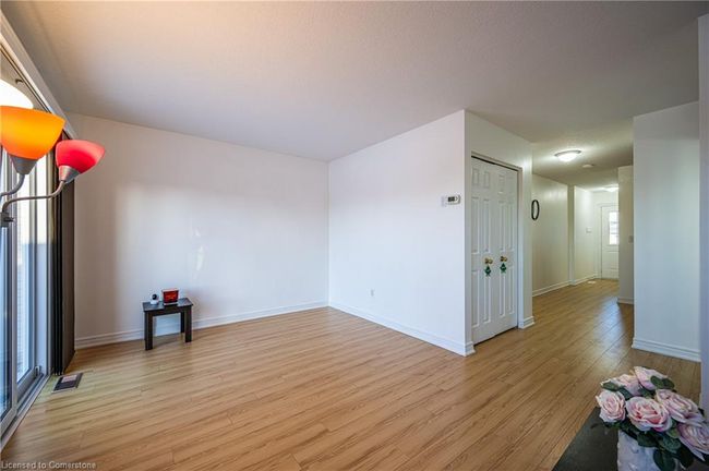608 Brandenburg Blvd, House other with 3 bedrooms, 2 bathrooms and 2 parking in Waterloo ON | Image 13