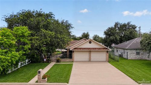 109 W Garfield Ave, San Juan, TX, 78589-4112 | Card Image