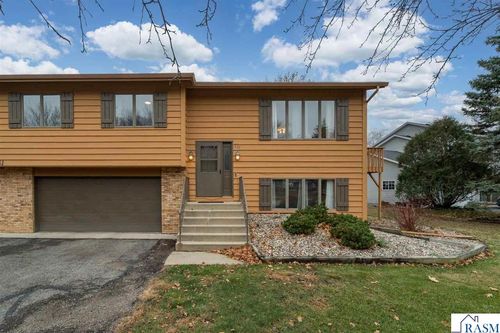 apt-201-1551 Pleasant View Dr, North Mankato, MN, 56003-2424 | Card Image