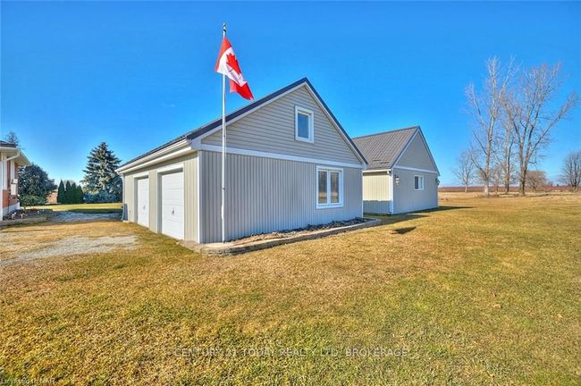 1284 Line 7 Rd, House other with 3 bedrooms, 2 bathrooms and 10 parking in Niagara on the Lake ON | Image 12