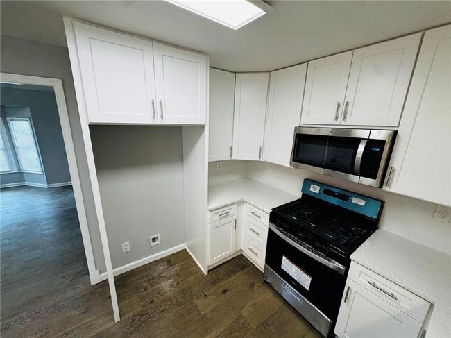 208 Arbour Way, House other with 3 bedrooms, 2 bathrooms and null parking in Suwanee GA | Image 18
