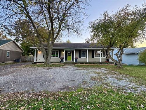 2575 Binbrook Rd, Binbrook, ON, L0R1C0 | Card Image