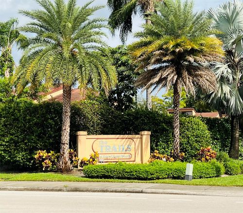 1407 E Lakeview Dr Drive E, Royal Palm Beach, FL, 33411 | Card Image