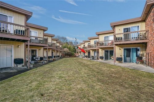apt-26-3940 Post Rd, Warwick, RI, 02886-9222 | Card Image