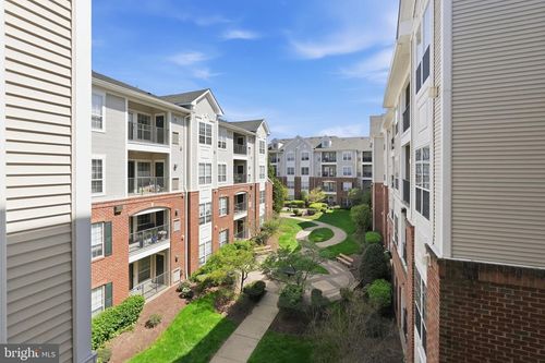 unit-316-4850 Eisenhower Ave, ALEXANDRIA, VA, 22304-7324 | Card Image