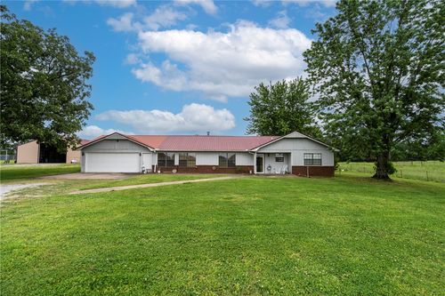 568 S Highway 10, Kansas, OK, 74347 | Card Image