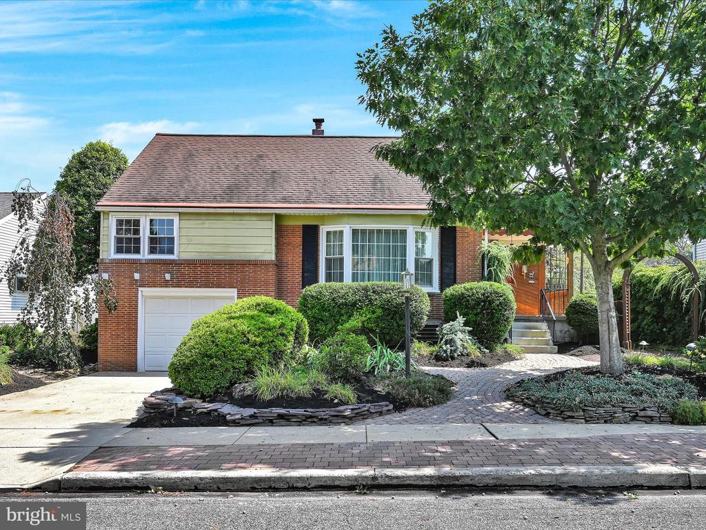 Eric Ave, Reading, PA 19607