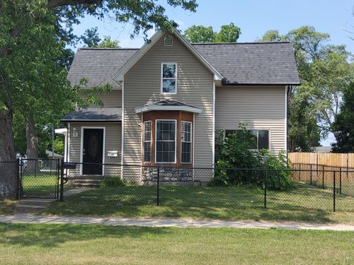 1001 Rose Ave, Big Rapids, MI, 49307-1041 | Card Image