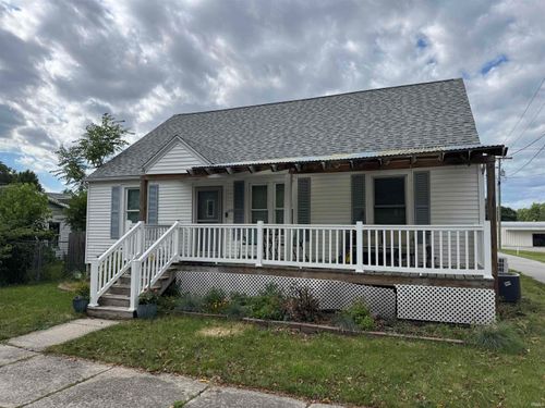 109 E Roe, Ossian, IN, 46777-9703 | Card Image