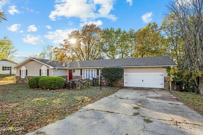 802 Spencer Drive, House other with 3 bedrooms, 2 bathrooms and null parking in Neosho MO | Image 2