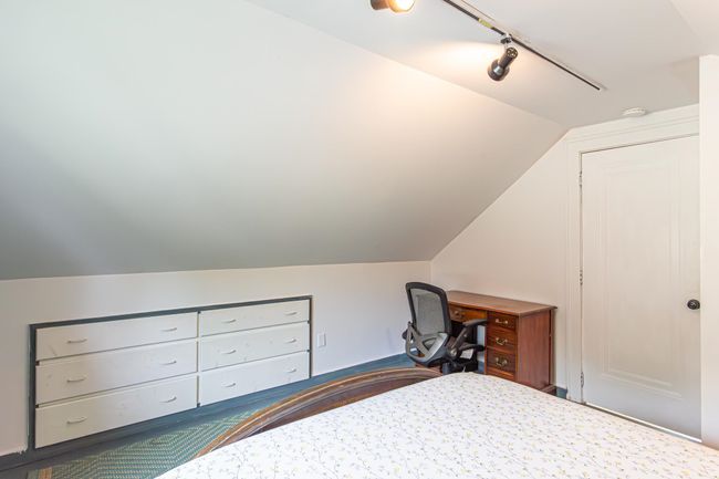 11 E White St, House other with 3 bedrooms, 2 bathrooms and null parking in Ely MN | Image 26