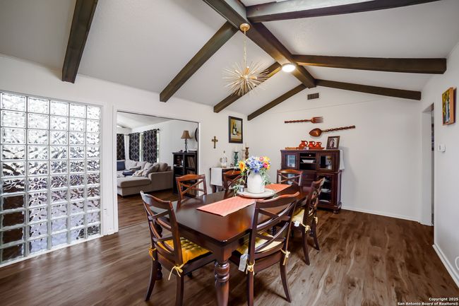 713 Fawndale Ln, House other with 3 bedrooms, 3 bathrooms and null parking in Windcrest TX | Image 7