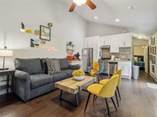 3-1139 Poquito Street Street, Austin, TX, 78702 | Card Image