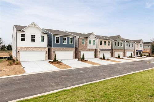 860 Leraes Way, Loganville, GA, 30052-6194 | Card Image