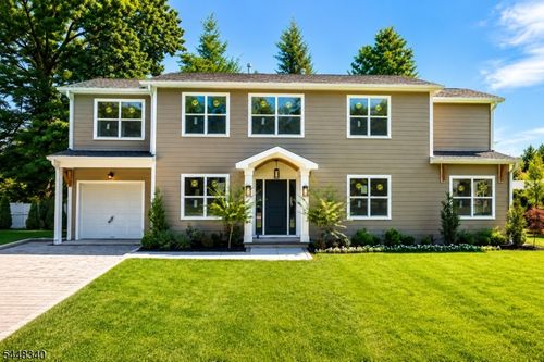 126 Fieldstone Dr, Springfield, NJ, 07081-2607 | Card Image