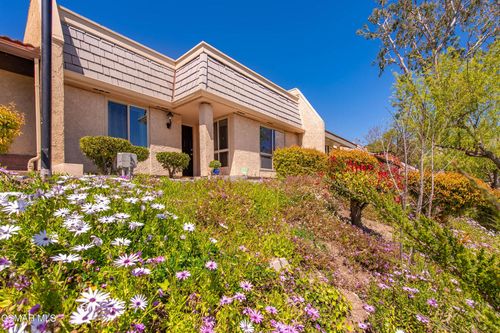 2834 Lakeridge Ln, Westlake Village, CA, 91361-3304 | Card Image