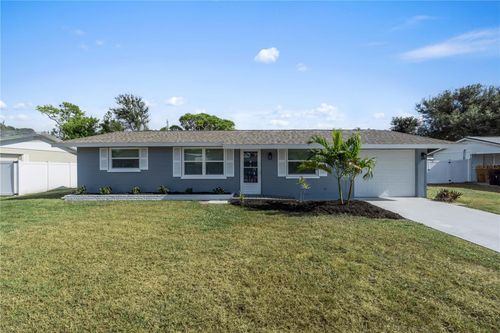 3091 Sunset Beach Dr, VENICE, FL, 34293-2918 | Card Image