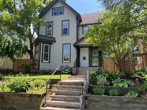658 Holly Ave, Saint Paul, MN, 55104-7158 | Card Image