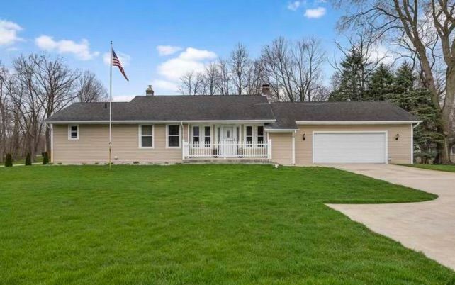 3 Mile Rd, Grand Rapids, MI 49525