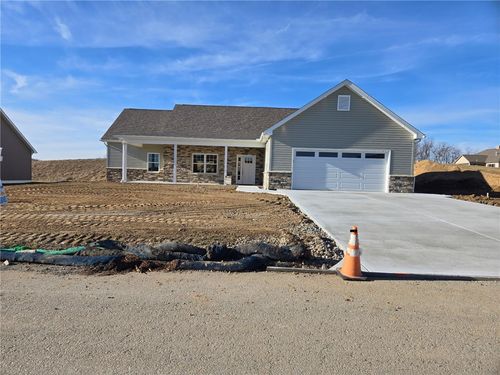 211 Ruby Dr, Uniontown, PA, 15401-5117 | Card Image