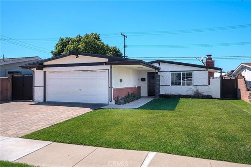 20223 Jersey Ave, Lakewood, CA, 90715 | Card Image