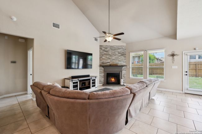 32003 Cast Iron Cv, House other with 4 bedrooms, 4 bathrooms and null parking in Bulverde TX | Image 12