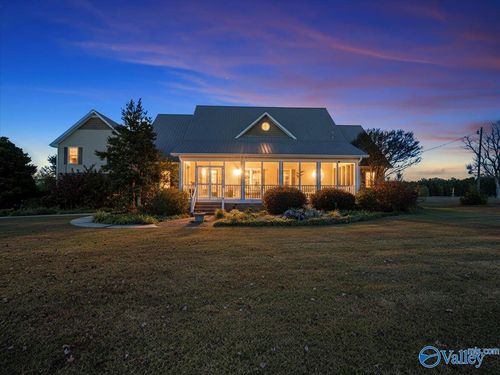 3297 Hambrick Dr, Boaz, AL, 35957-4148 | Card Image