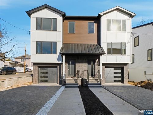 138-140A Weigands Lane, Secaucus, NJ, 07094 | Card Image