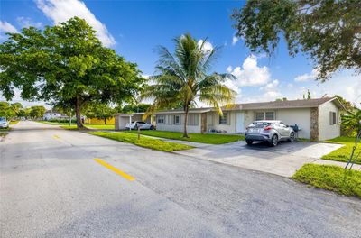 5746 Polk St, Home with 0 bedrooms, 0 bathrooms and 4 parking in Hollywood FL | Image 3