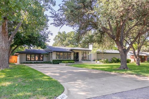 2611 Live Oak St, San Angelo, TX, 76901 | Card Image