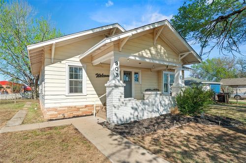 903 N Prouty Ave, Watonga, OK, 73772-1623 | Card Image