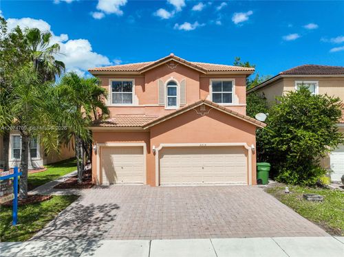 2215 Portofino Ave, HOMESTEAD, FL, 33033-5167 | Card Image