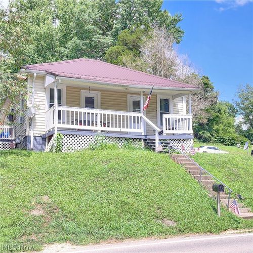 7201 Bloomfield Rd, Cambridge, OH, 43725-8844 | Card Image